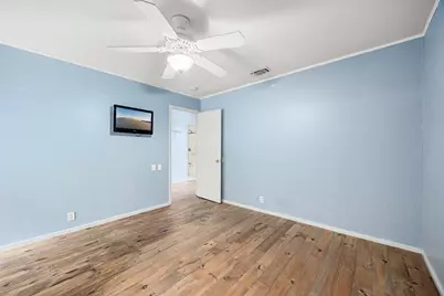 241 Litchfield Lane, Houston, TX 77024 - Photo 28