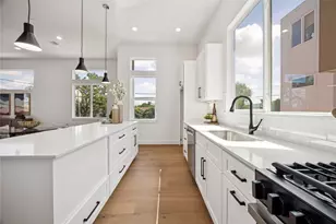 2810 Mills St, Houston, TX 77026 - Photo 6