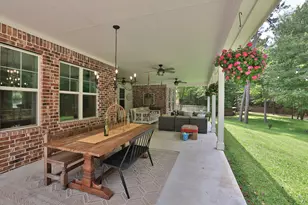 390 Camden Hills W, Montgomery, TX 77356 - Photo 32