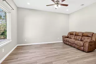 15678 Holly Dr, Montgomery, TX 77356 - Photo 18