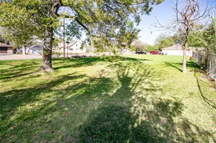 4208 Collingsworth St, Houston, TX 77026 - Photo 6