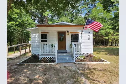 728 Hudson Road, Conroe, TX 77304 - Photo 1