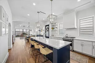 852 Fisher St, Houston, TX 77018 - Photo 8