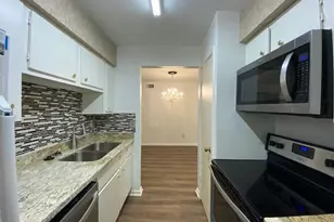 1100 Augusta Dr, Houston, TX 77057 - Photo 16