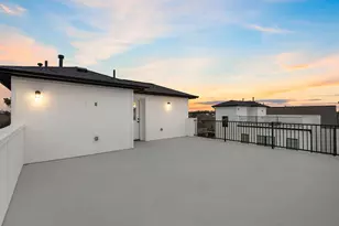 8706 Ojeman Villas Dr, Houston, TX 77055 - Photo 42