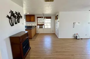 124 7th St, Dickinson, TX 77539 - Photo 8