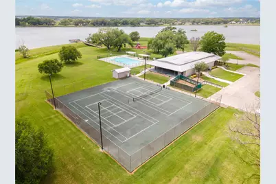 608 Wagon Wheel Trail, Angleton, TX 77515 - Photo 16
