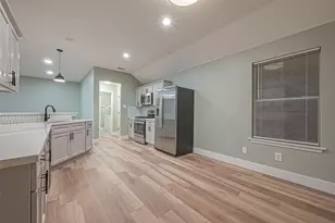 2 Garden Lodge Pl, The Woodlands, TX 77382 - Photo 18