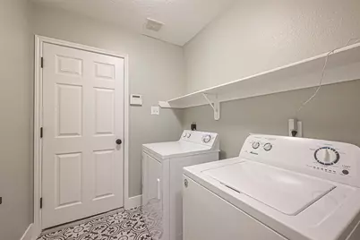 2 Garden Lodge Place, The Woodlands, TX 77382 - Photo 20