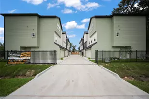 6540 Goldspier St, Houston, TX 77091 - Photo 2