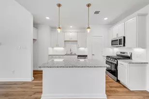 32223 Sunbeam Dr, Fulshear, TX 77441 - Photo 2