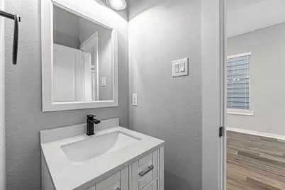 6728 Parker Grove Lane, Houston, TX 77076 - Photo 10