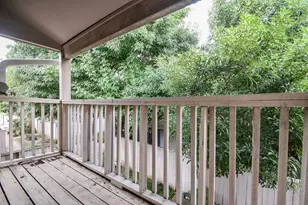 9536 Windswept Ln, Houston, TX 77063 - Photo 18