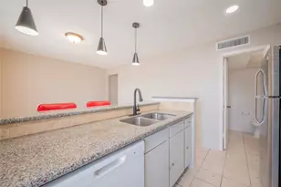 781 Country Pl Dr, Houston, TX 77079 - Photo 16