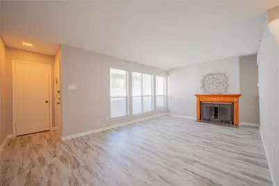 781 Country Place Drive #2052, Houston, TX 77079 - Photo 8