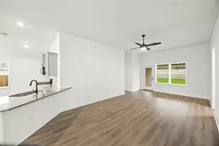 2087 Emerald Lk Trl, Dayton, TX 77535 - Photo 14