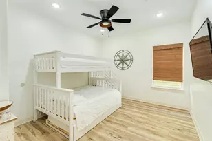 312 Seabean St, Surfside Beach, TX 77541 - Photo 18