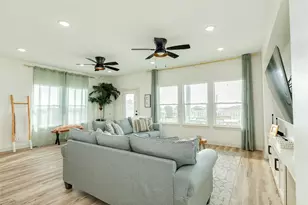 312 Seabean St, Surfside Beach, TX 77541 - Photo 6