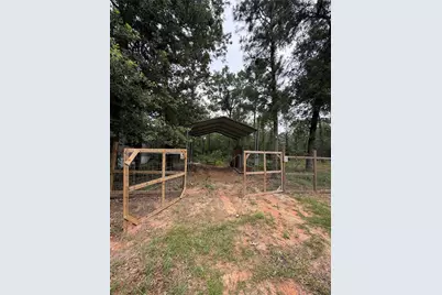 225 Lakecrest, Livingston, TX 77351 - Photo 2