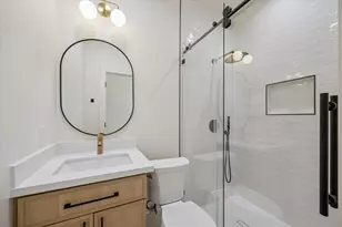 3709 Brookwoods Dr, Houston, TX 77092 - Photo 18