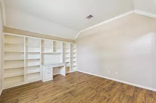 1906 Wynforest Dr, Deer Park, TX 77536 - Photo 8
