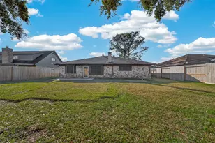 15811 Chimney Rock Rd, Houston, TX 77489 - Photo 36