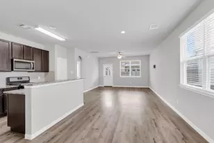 13534 Luke Pr Ct, Willis, TX 77378 - Photo 8