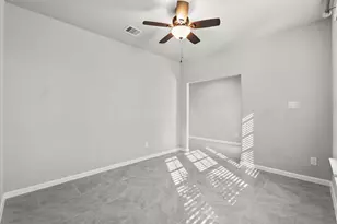 3695 Hughes Ct, Pearland, TX 77581 - Photo 4