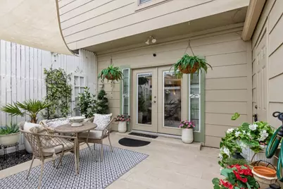 14715 Barryknoll Lane #145, Houston, TX 77079 - Photo 22