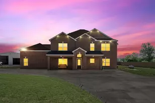 886 Zilss Rd, La Grange, TX 78945 - Photo 2