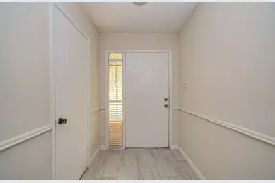 8820 Bissonnet Street, Houston, TX 77074 - Photo 28