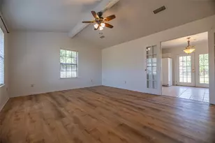 218 N Franklin Ave, Cleveland, TX 77327 - Photo 12