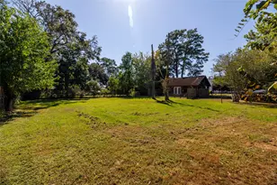 218 N Franklin Ave, Cleveland, TX 77327 - Photo 8