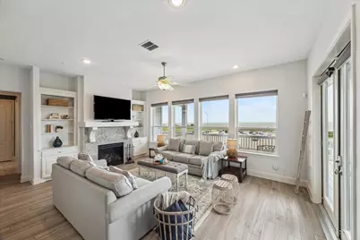 4910 Palm Street, Seabrook, TX 77586 - Photo 10