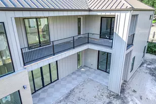 408 W 30th St, Houston, TX 77018 - Photo 16