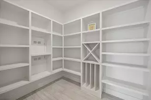 6804 Westview Dr, Houston, TX 77055 - Photo 6