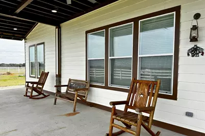 1048 11th Street, Rock Island, TX 77442 - Photo 28