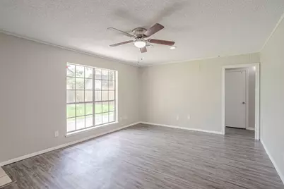 7219 Willowtex Drive, Houston, TX 77396 - Photo 12