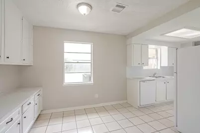 7219 Willowtex Drive, Houston, TX 77396 - Photo 6