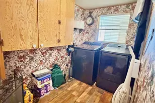 412 Selkirk St, Grapeland, TX 75844 - Photo 12