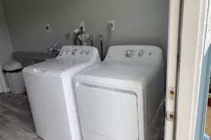 9706 Camelots Ct, Pearland, TX 77584 - Photo 6