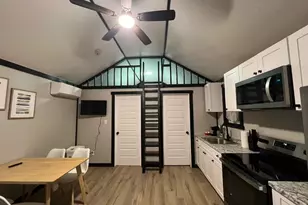 9706 Camelots Ct, Pearland, TX 77584 - Photo 2