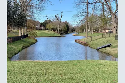 4511 Lake Village Drive, Fulshear, TX 77441 - Photo 10