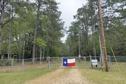 297 County Road 4479, Warren, TX 77664 - Photo 2