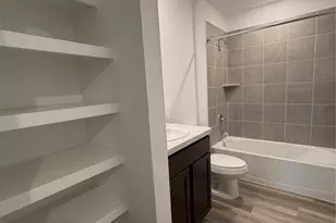 16802 Paintbrush Holw Ln, Houston, TX 77090 - Photo 16