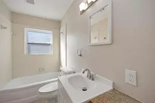6713 Barney Rd, Houston, TX 77092 - Photo 10
