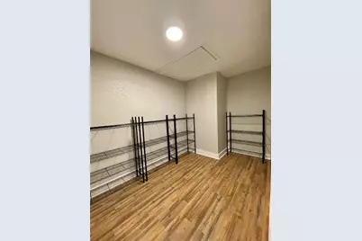 809 Manor Drive, Angleton, TX 77515 - Photo 24