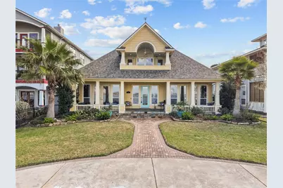 1207 N Shore Drive, Clear Lake Shores, TX 77565 - Photo 1