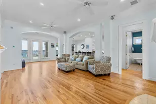 1207 N Shore Dr, Clear Lake Shores, TX 77565 - Photo 10