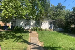 1412 15th St, Huntsville, TX 77340 - Photo 1